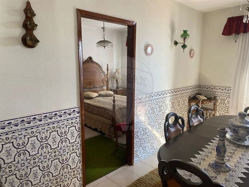 Moradia T4 para Venda em Loureiro Foto 22