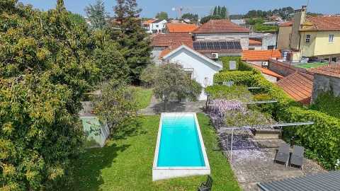 Moradia T5 para Venda em Milheiros