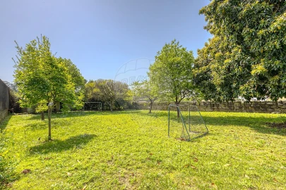 Moradia T5 para Venda em Milheiros