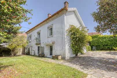 Moradia T5 para Venda em Milheiros