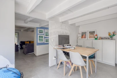 Moradia T5 para Venda em Milheiros