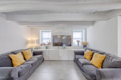 Moradia T5 para Venda em Milheiros