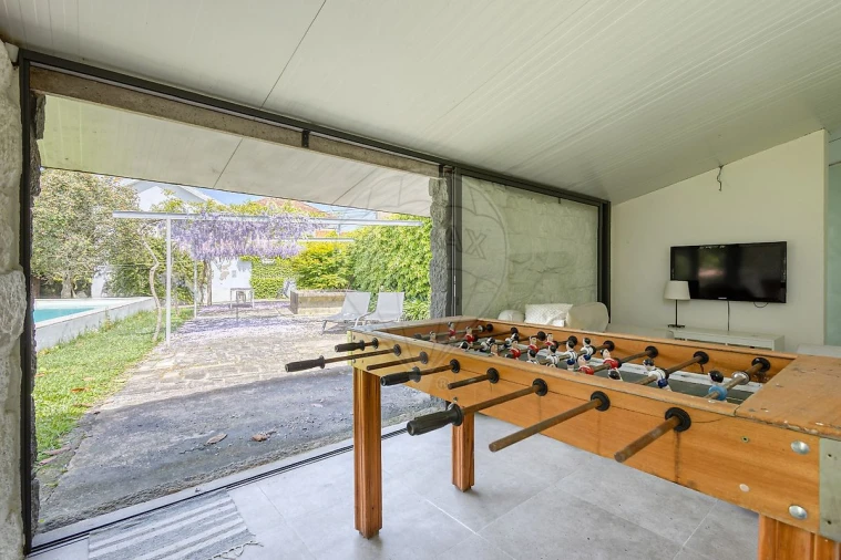 Moradia T5 para Venda em Milheiros Foto 40