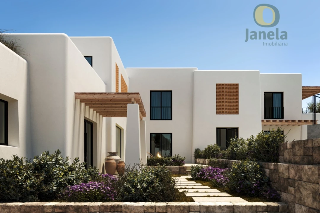 Terreno para Venda em Lagos (São Sebastião e Santa Maria) Foto 3