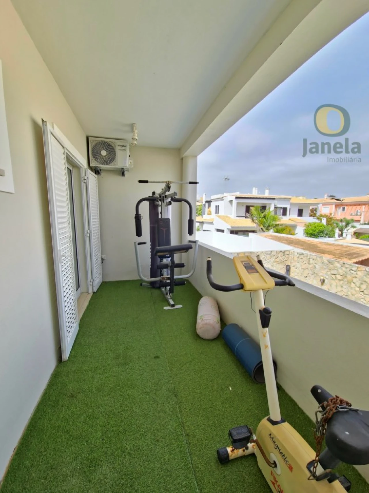 Moradia T7 para Venda em Montenegro Foto 24