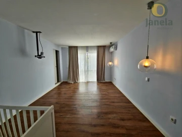 Moradia T7 para Venda em Montenegro