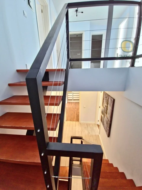 Moradia T7 para Venda em Montenegro