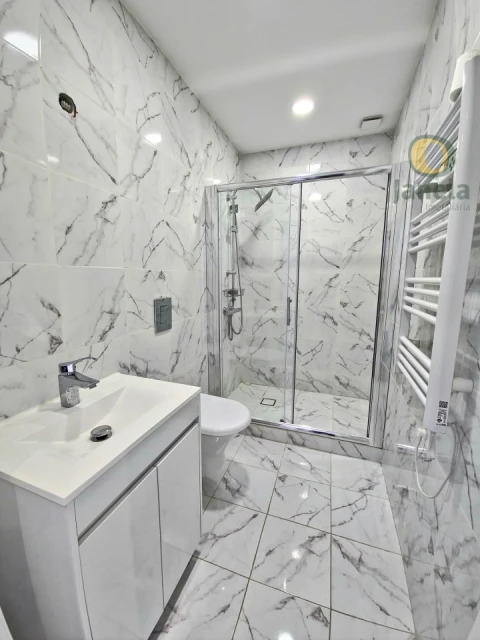 Moradia T7 para Venda em Montenegro