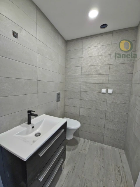 Moradia T7 para Venda em Montenegro