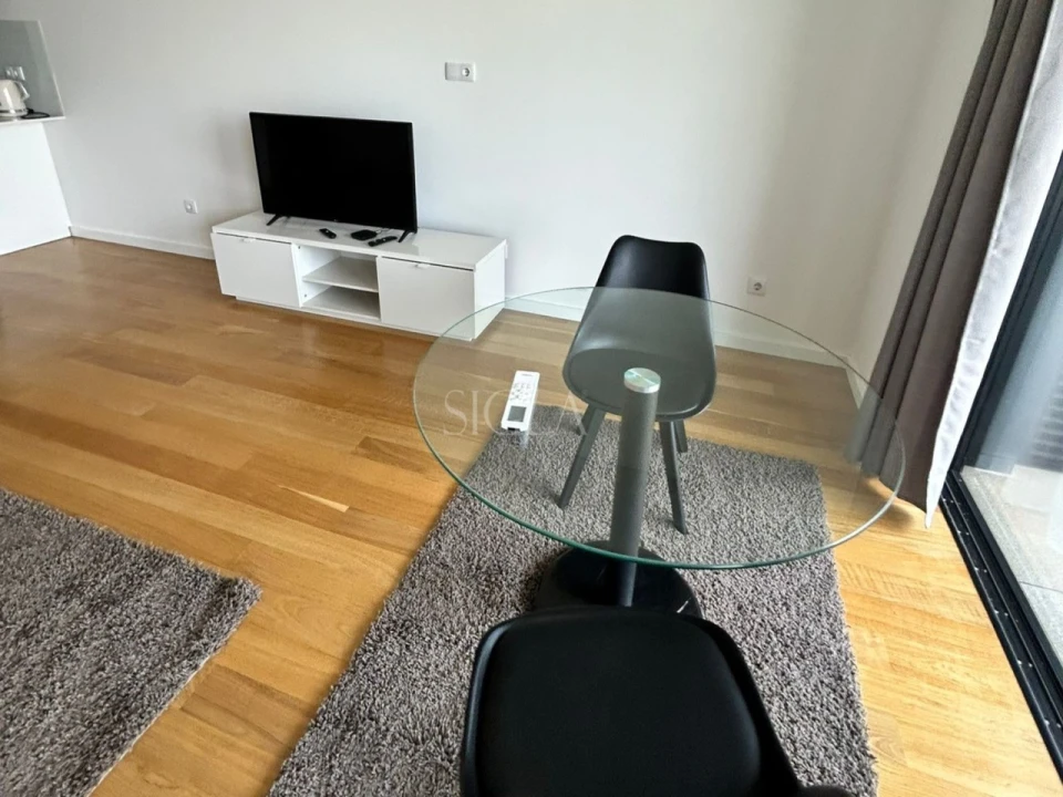 Apartamento T1 para Arrendamento em Canidelo Foto 3