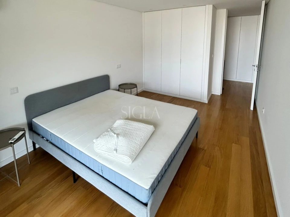Apartamento T1 para Arrendamento em Canidelo Foto 8