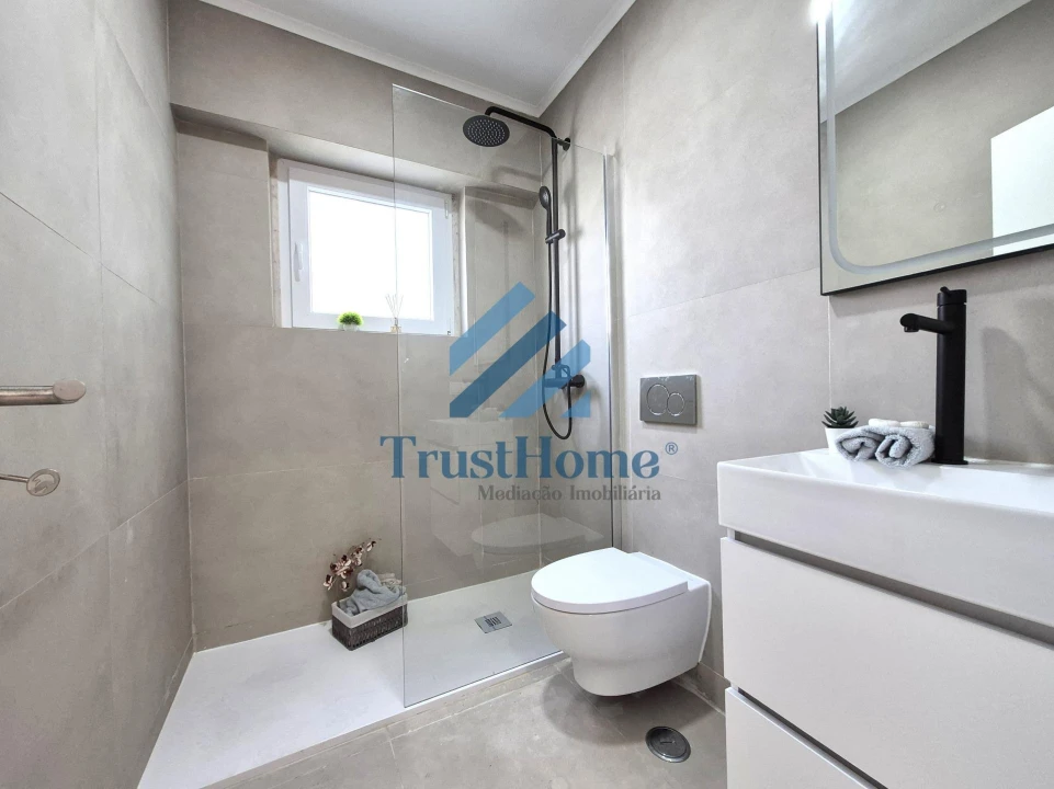 Apartamento T3 para Venda em Benfica Foto 10