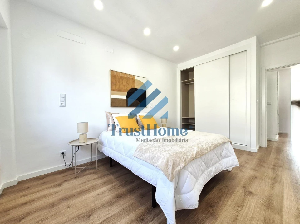 Apartamento T3 para Venda em Benfica Foto 12