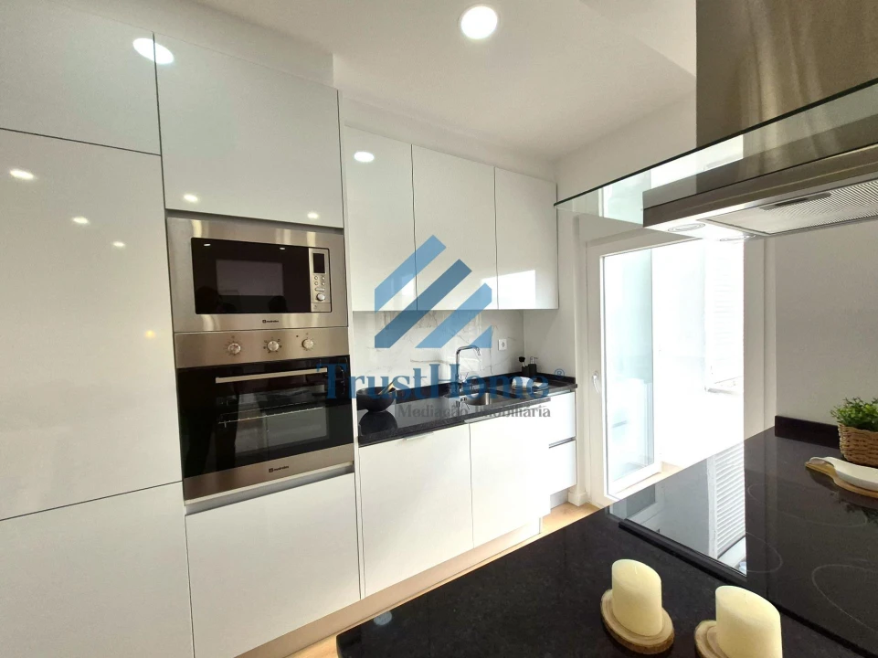 Apartamento T3 para Venda em Benfica Foto 3