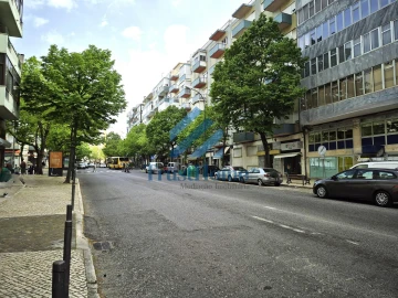Apartamento T3 para Venda em Benfica