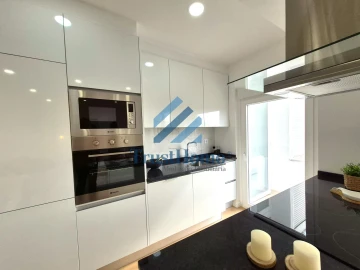 Apartamento T3 para Venda em Benfica
