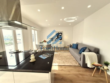 Apartamento T3 para Venda em Benfica