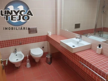 Moradia T4 para Arrendamento férias em Carvalhal