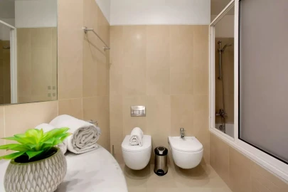 Apartamento T1 para Arrendamento férias em Funchal (Se)