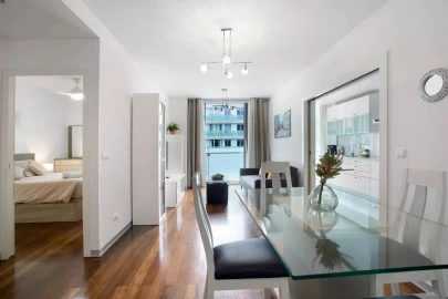 Apartamento T1 para Arrendamento férias em Funchal (Se)