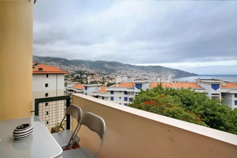 Apartamento T2 para Arrendamento férias em São Martinho Foto 20