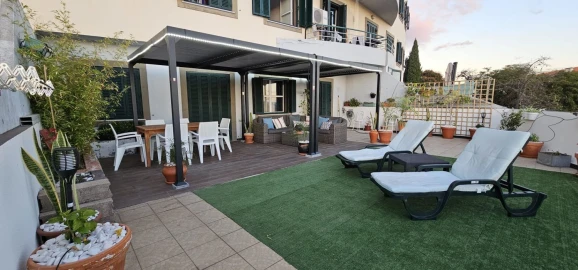 Apartamento T2 para Arrendamento férias em Funchal (Santa Luzia)
