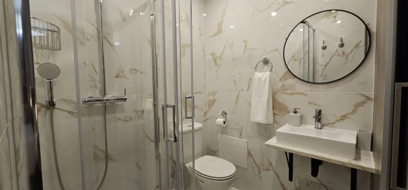 Apartamento T2 para Arrendamento férias em Funchal (Santa Luzia)