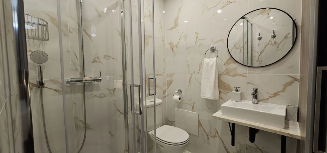 Apartamento T2 para Arrendamento férias em Funchal (Santa Luzia) Foto 8