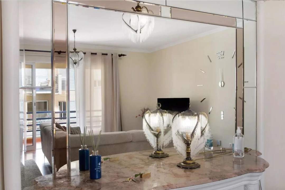 Apartamento T2 para Arrendamento férias em Funchal (Se) Foto 8