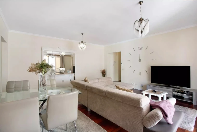 Apartamento T2 para Arrendamento férias em Funchal (Se) Foto 7