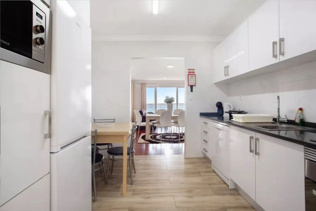 Apartamento T3 para Arrendamento férias em São Martinho Foto 10