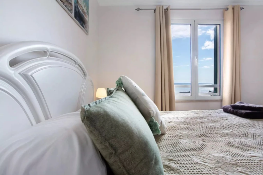 Apartamento T3 para Arrendamento férias em São Martinho Foto 12