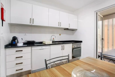 Apartamento T3 para Arrendamento férias em São Martinho