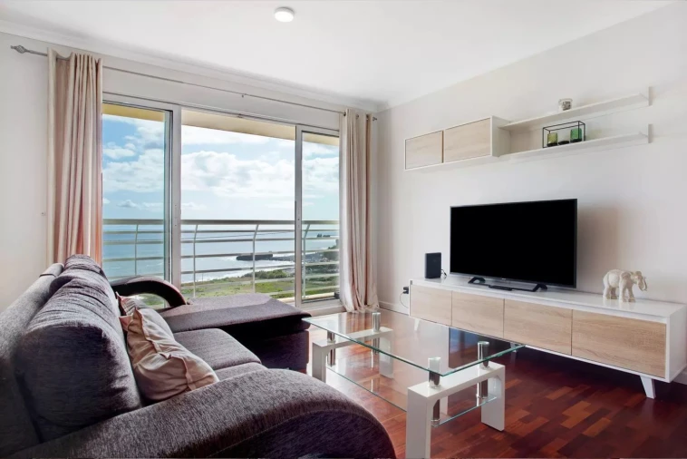 Apartamento T3 para Arrendamento férias em São Martinho Foto 2