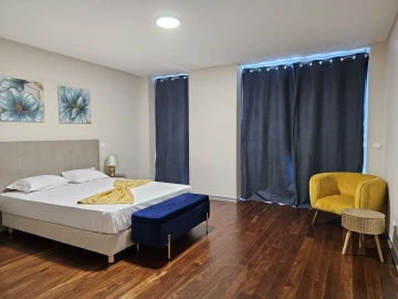 Apartamento T3 para Arrendamento férias em Funchal (Se)