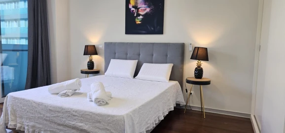Apartamento T1 para Arrendamento férias em Funchal (Se)
