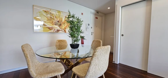 Apartamento T1 para Arrendamento férias em Funchal (Se)