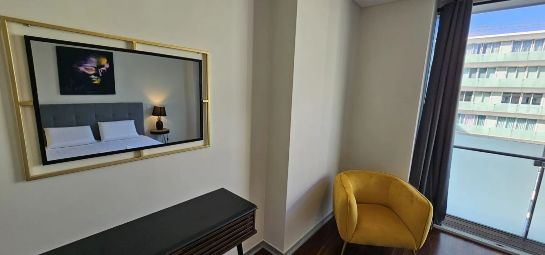 Apartamento T1 para Arrendamento férias em Funchal (Se) Foto 18