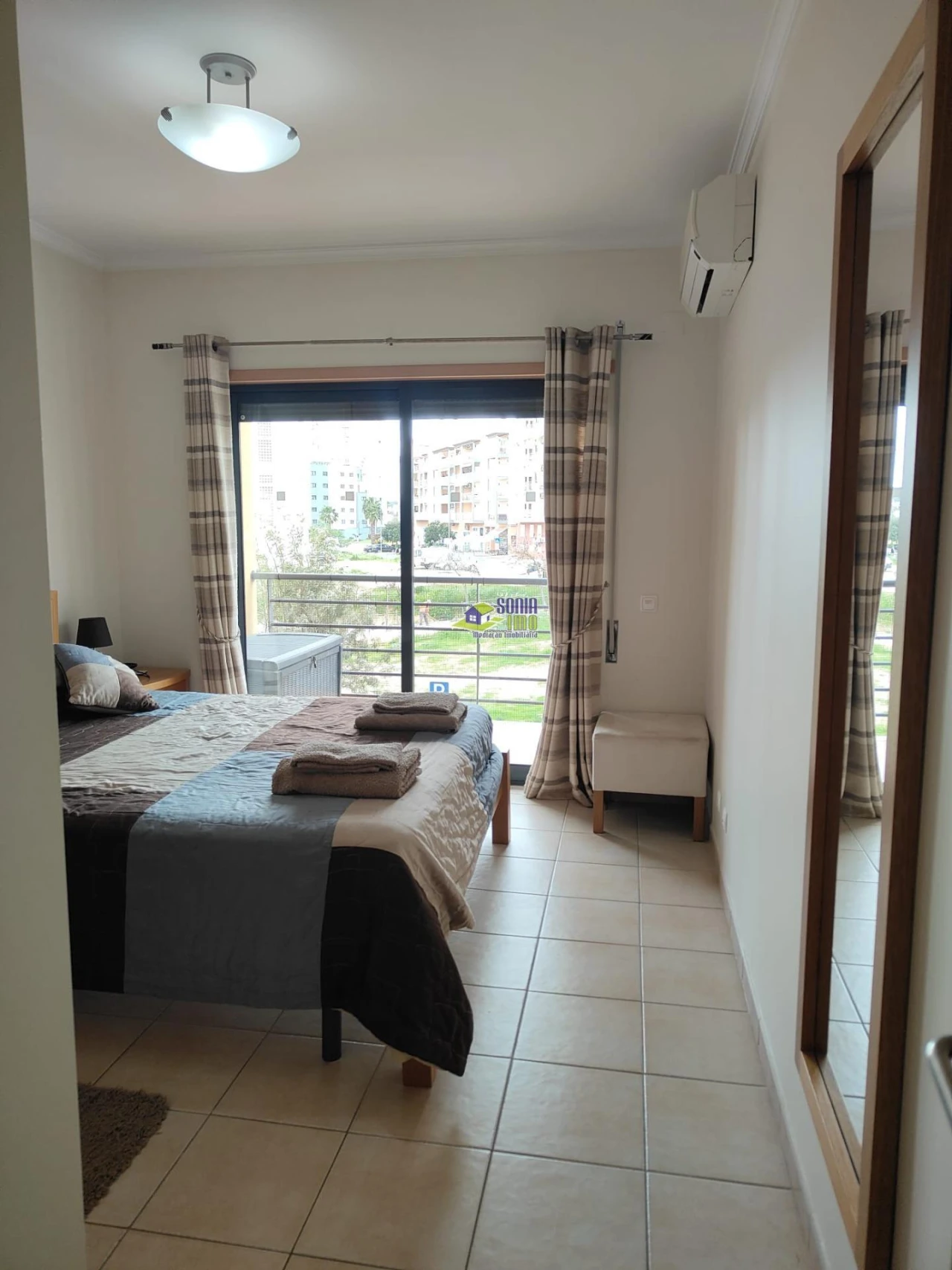 Apartamento T2 para Arrendamento férias em Armação de Pera Foto 15