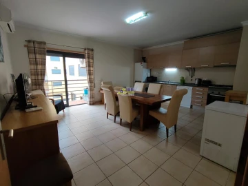 Apartamento T2 para Arrendamento férias em Armação de Pera