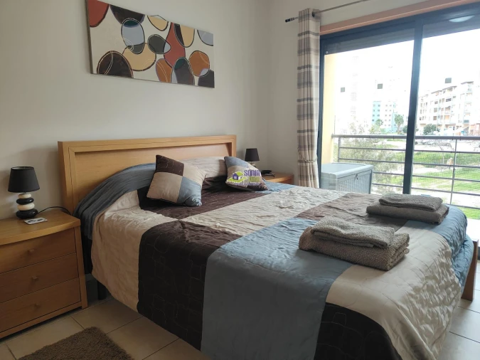 Apartamento T2 para Arrendamento férias em Armação de Pera Foto 14