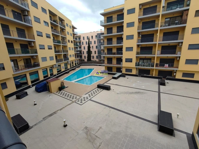 Apartamento T2 para Arrendamento férias em Armação de Pera Foto 21