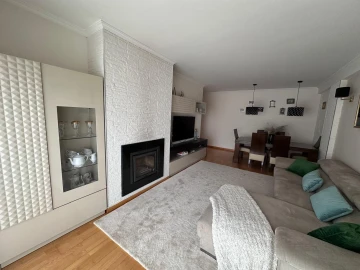 Apartamento T2 para Venda em São João de Ver