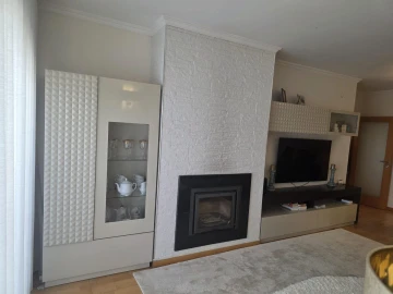 Apartamento T2 para Venda em São João de Ver