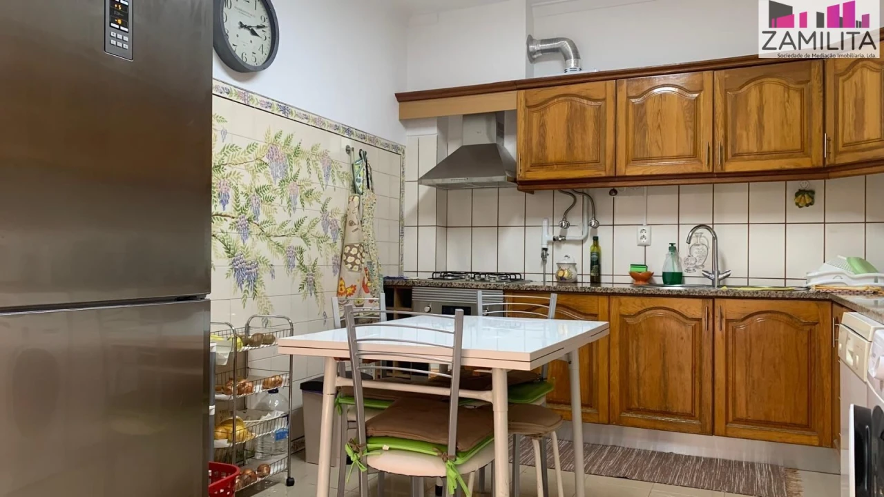 Apartamento T3 para Venda em Seixal, Arrentela e Aldeia de Paio Pires Foto 11