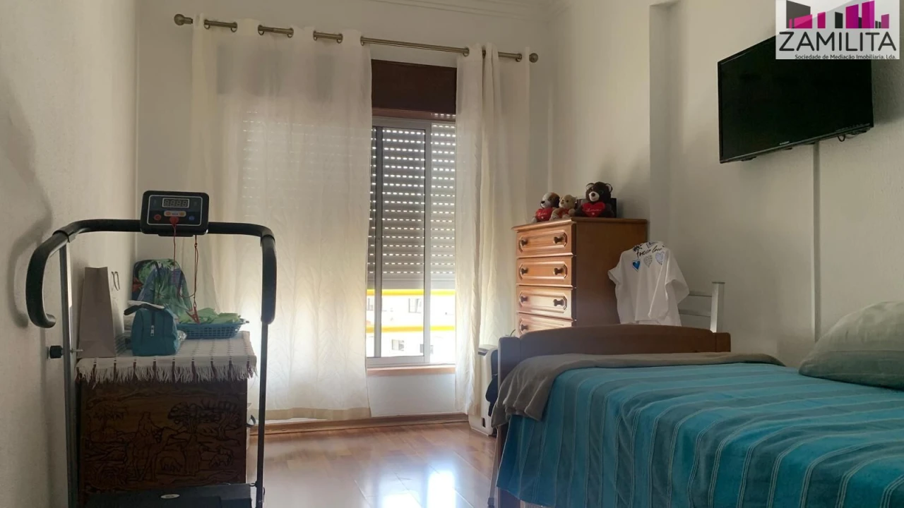 Apartamento T3 para Venda em Seixal, Arrentela e Aldeia de Paio Pires Foto 19