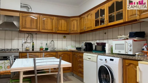 Apartamento T3 para Venda em Seixal, Arrentela e Aldeia de Paio Pires