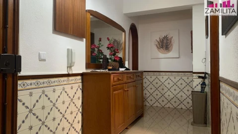 Apartamento T3 para Venda em Seixal, Arrentela e Aldeia de Paio Pires