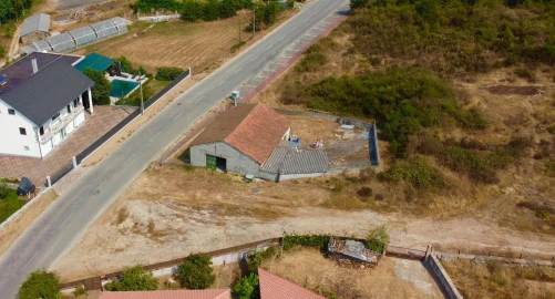 Moradia T2 para Venda em Barreiros e Cepões