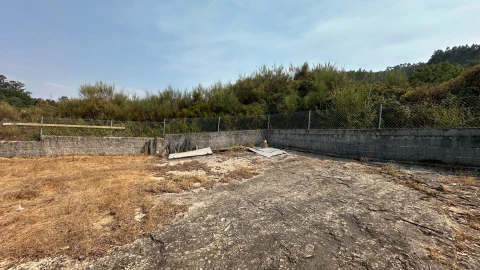 Moradia T2 para Venda em Barreiros e Cepões